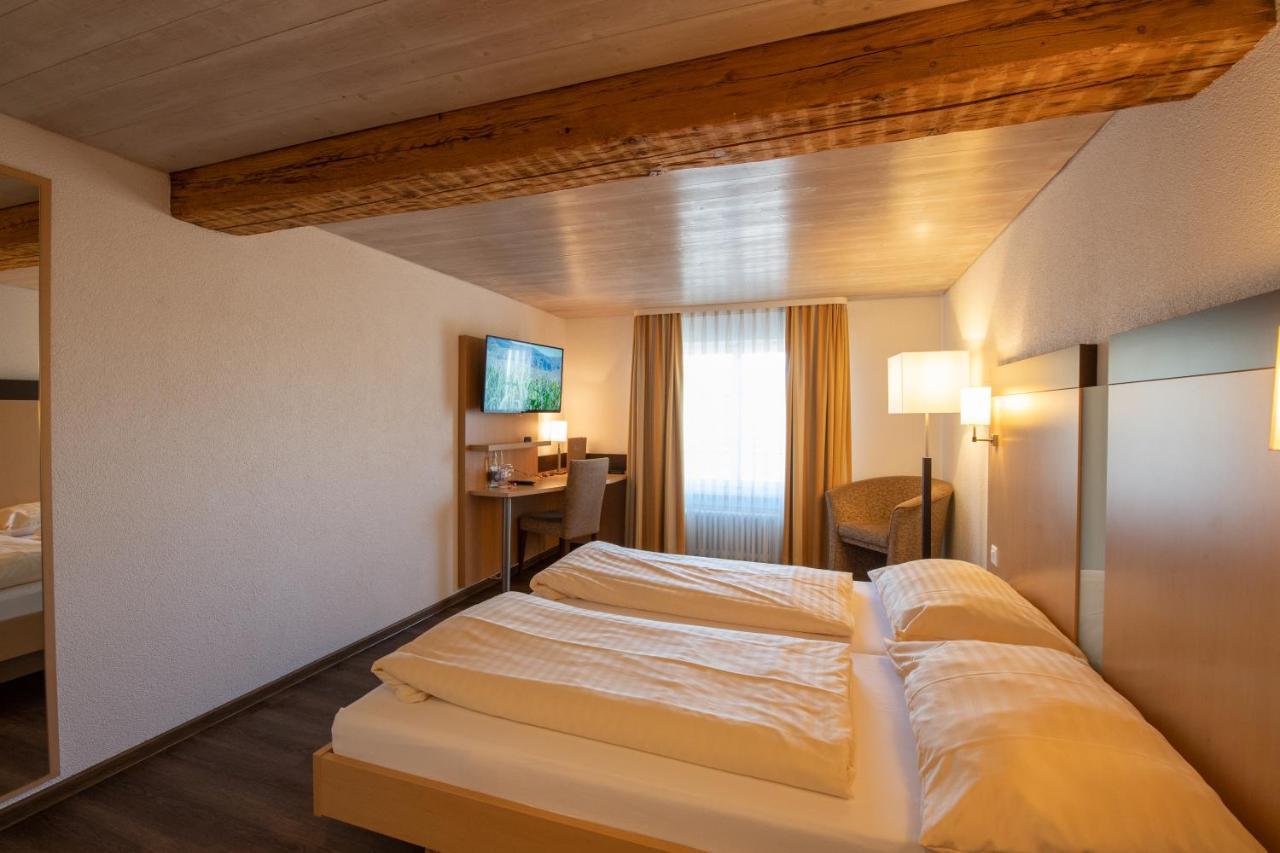Hotel Zum Goldenen Kreuz Frauenfeld Esterno foto